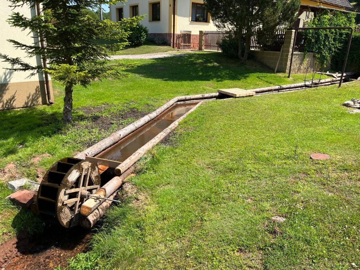 Ubytovani Chotevice Hostinné Buitenkant foto